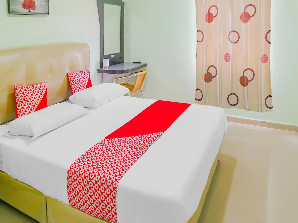 Oyo 90269 Hotel Indorasa 2 Jodoh  Luaran gambar