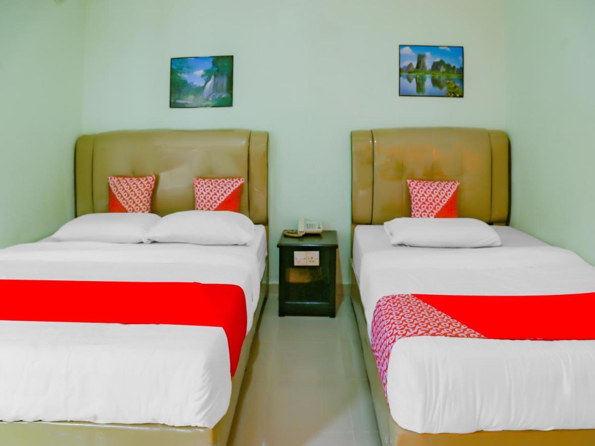 Oyo 90269 Hotel Indorasa 2 Jodoh  Luaran gambar