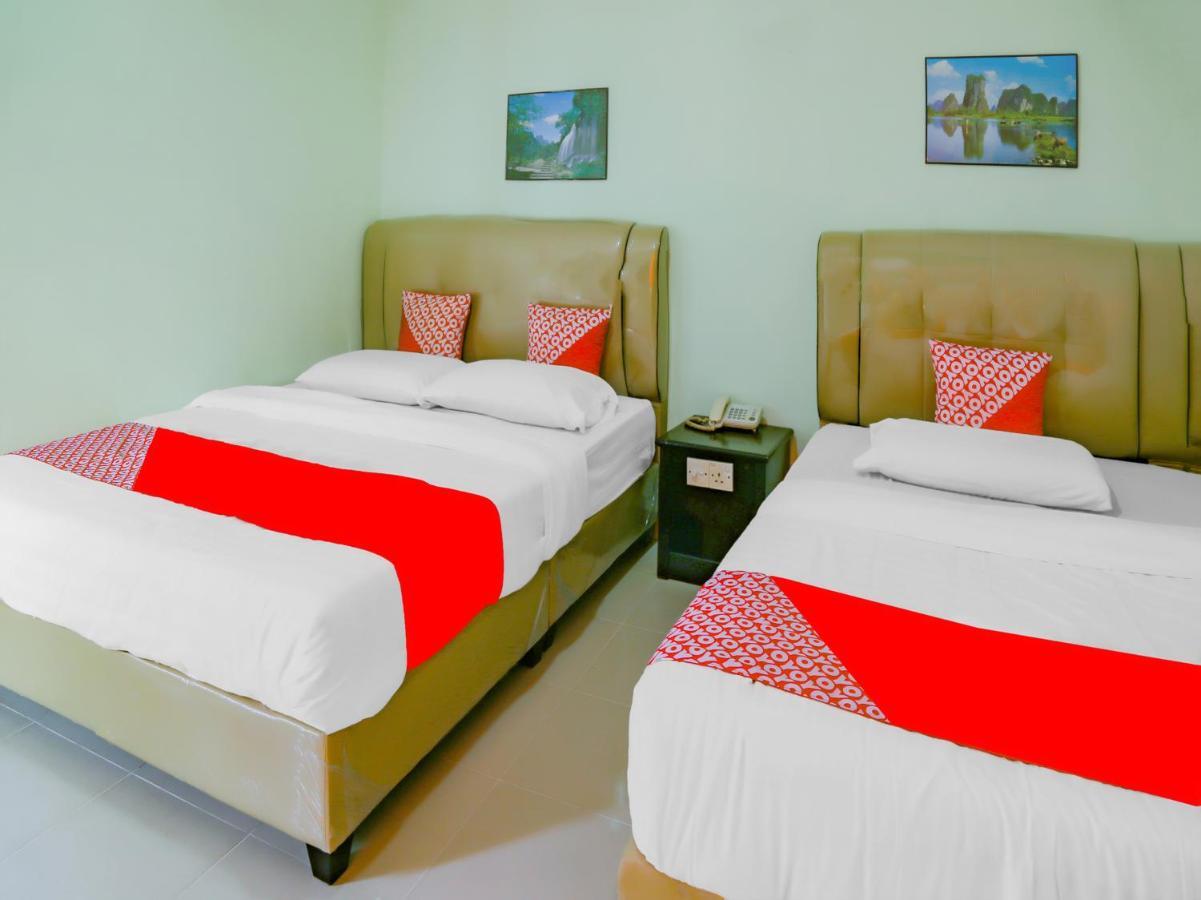 Oyo 90269 Hotel Indorasa 2 Jodoh  Luaran gambar